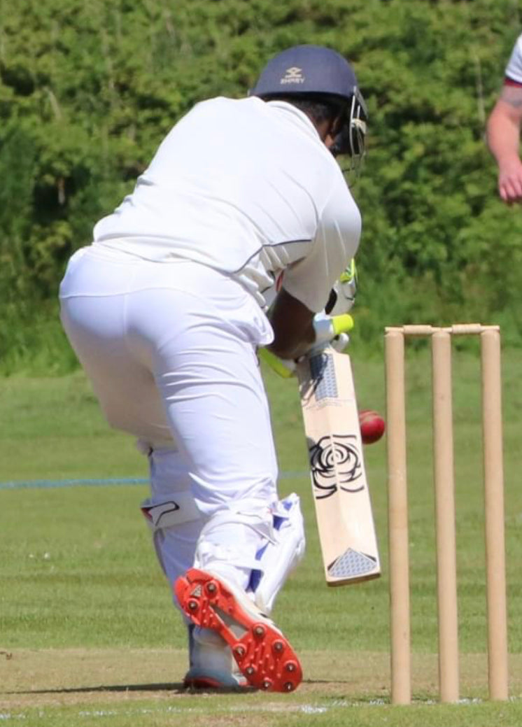 Classic Black Cricket Bat