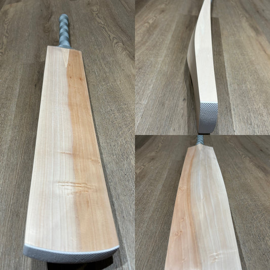Showroom Bat - #1817