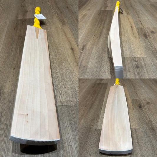Showroom Bat - #1869